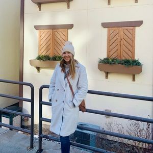 Meet your Posher, Monica